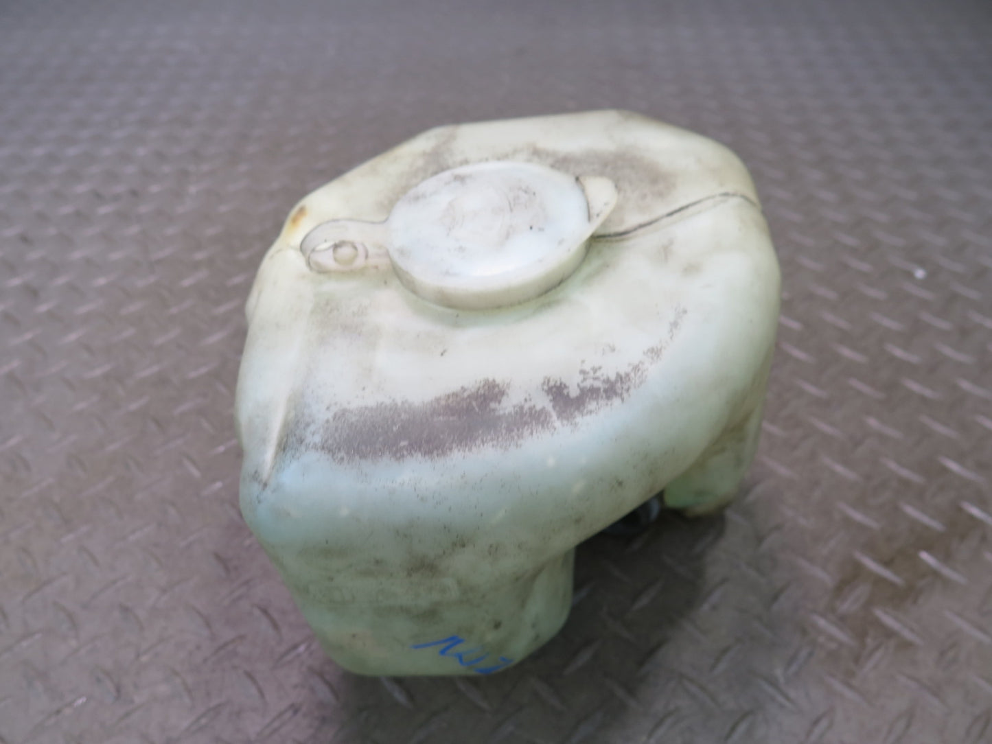 84-89 Nissan Z31 300ZX Windshield Washer Fluid Reservoir Tank w Pump OEM