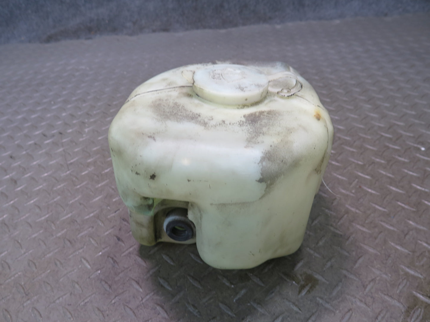 84-89 Nissan Z31 300ZX Windshield Washer Fluid Reservoir Tank w Pump OEM