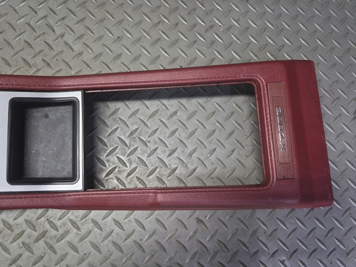 84-89 Nissan Z31 300ZX Center Console Trim Cover Panel w Mirror Switch Damaged