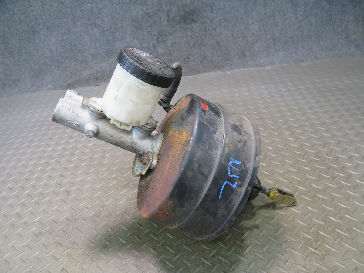 87-89 Nissan Z31 300ZX NA Brake Master Cylinder Booster Fluid Reservoir OEM