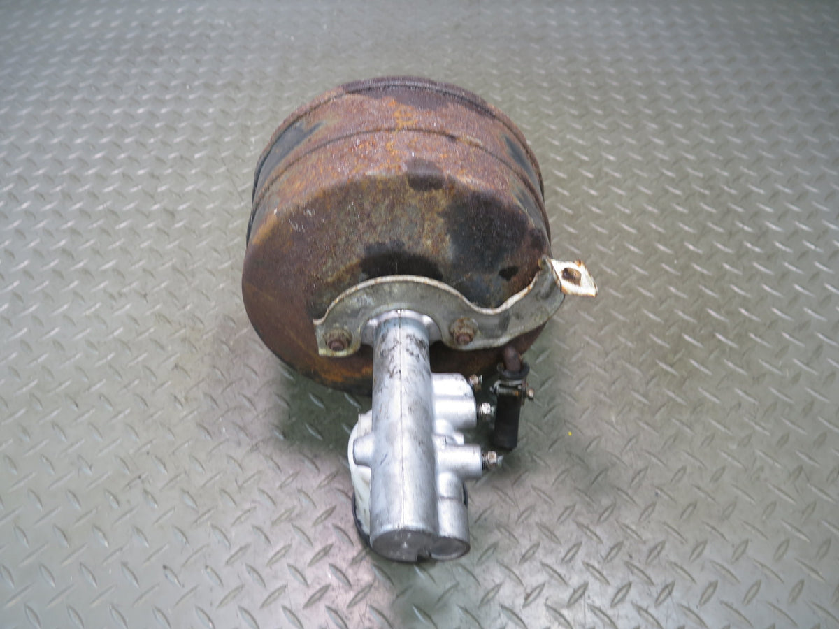 87-89 Nissan Z31 300ZX NA Brake Master Cylinder Booster Fluid Reservoir OEM