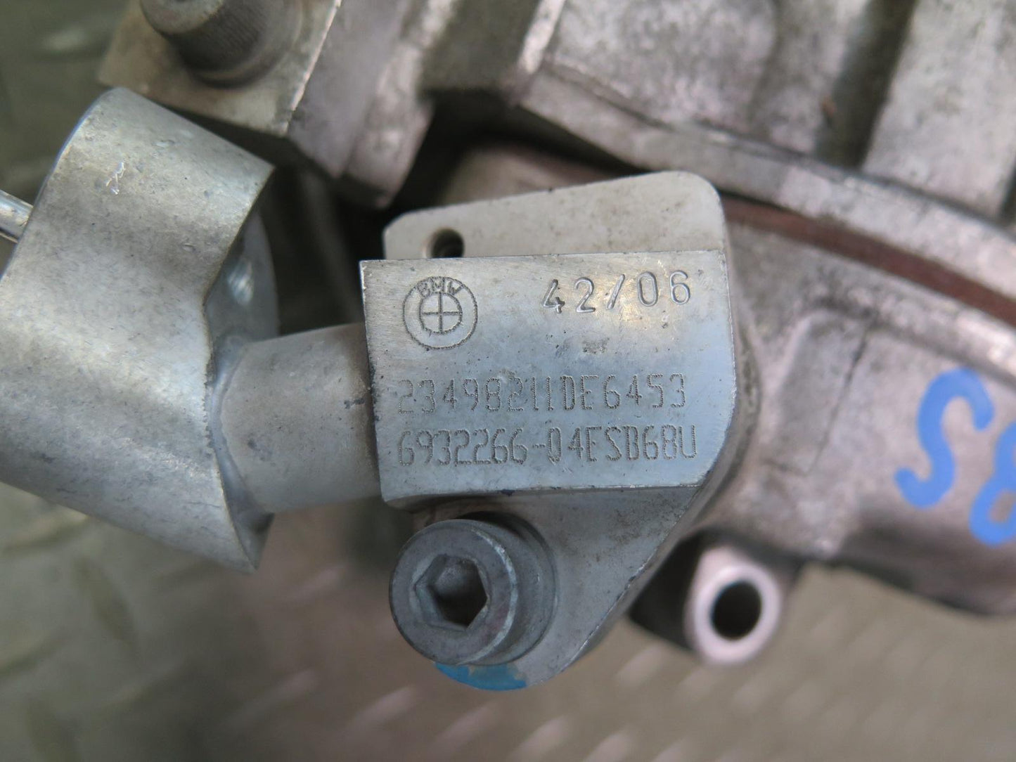 2006-2010 BMW E64 E63 M6 S85 A/C Air Conditioning Compressor Pump 6933174