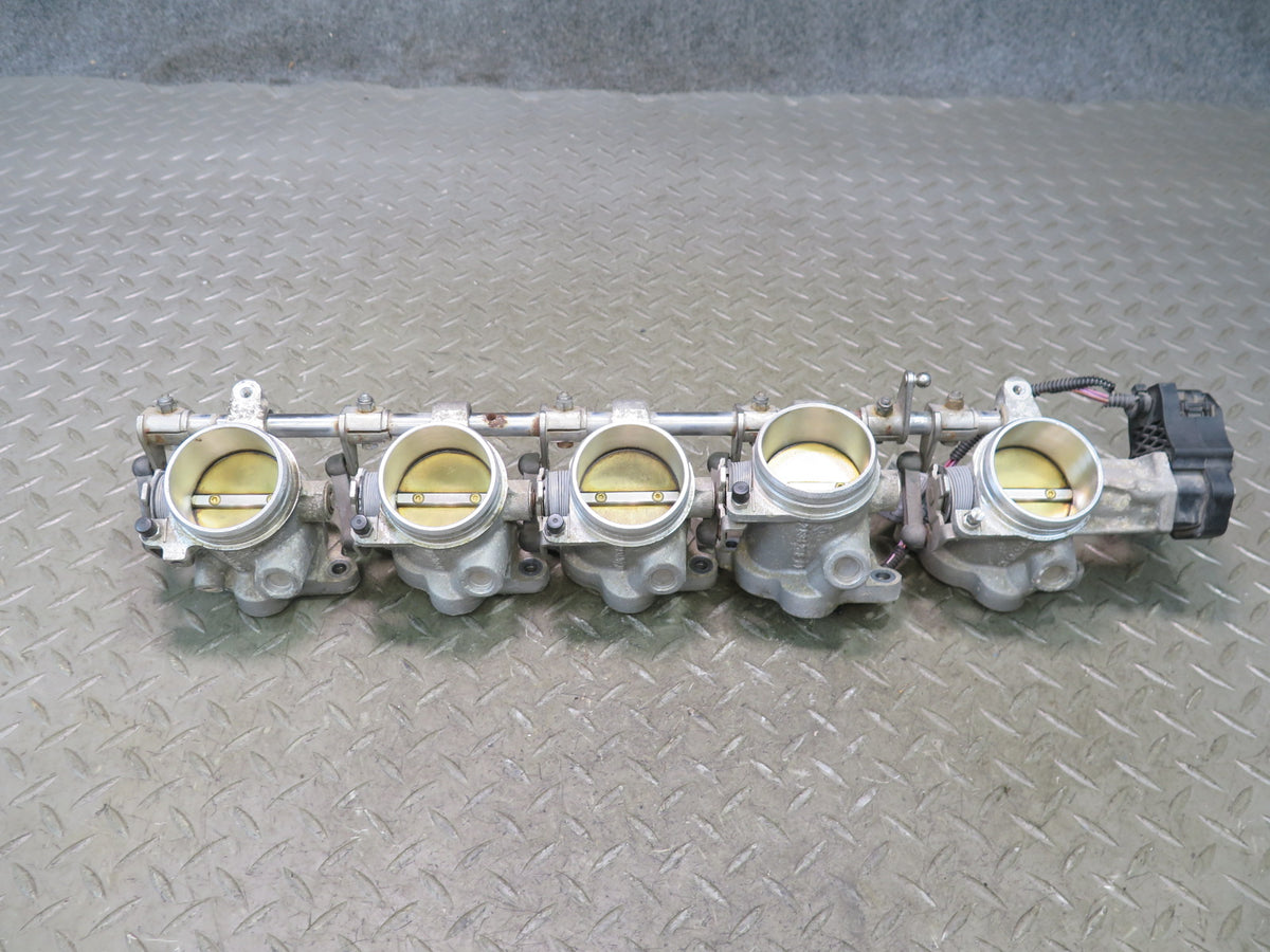 2006-2010 BMW E64 E63 M6 S85 Engine Throttle Body Assembly Set