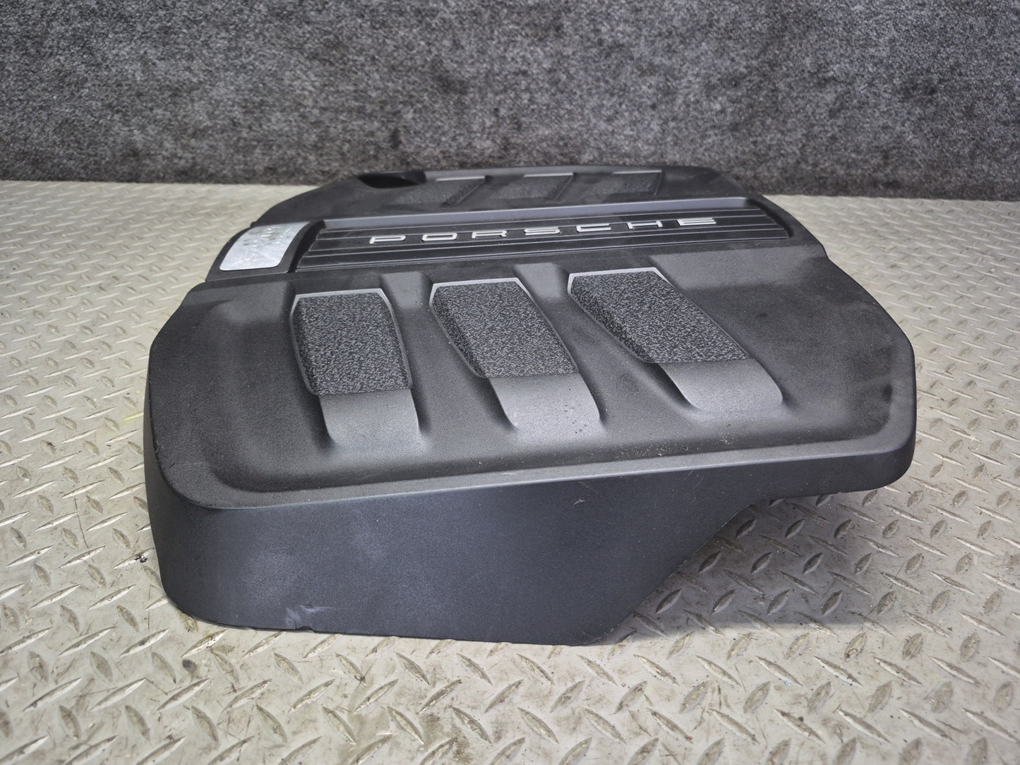2014-2016 Porsche Panamera 970 3.0L Engine Motor TOP Trim Cover Panel