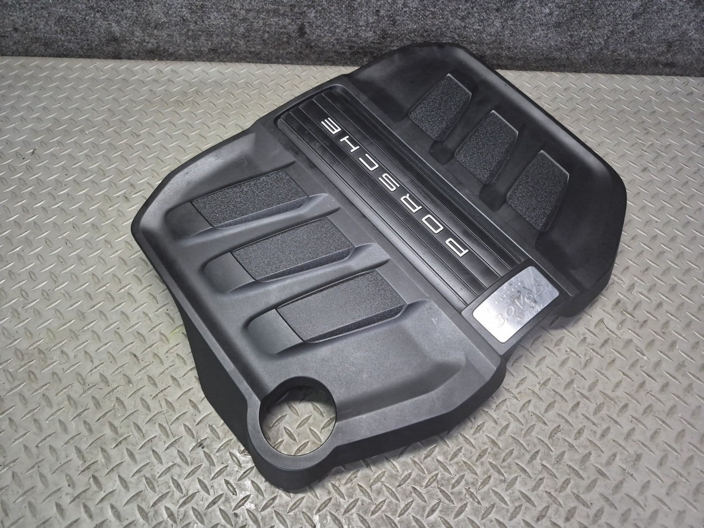 2014-2016 Porsche Panamera 970 3.0L Engine Motor TOP Trim Cover Panel