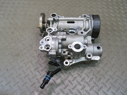 2014-2016 Porsche Panamera 970 3.0L Cwda Engine Motor Oil Pump