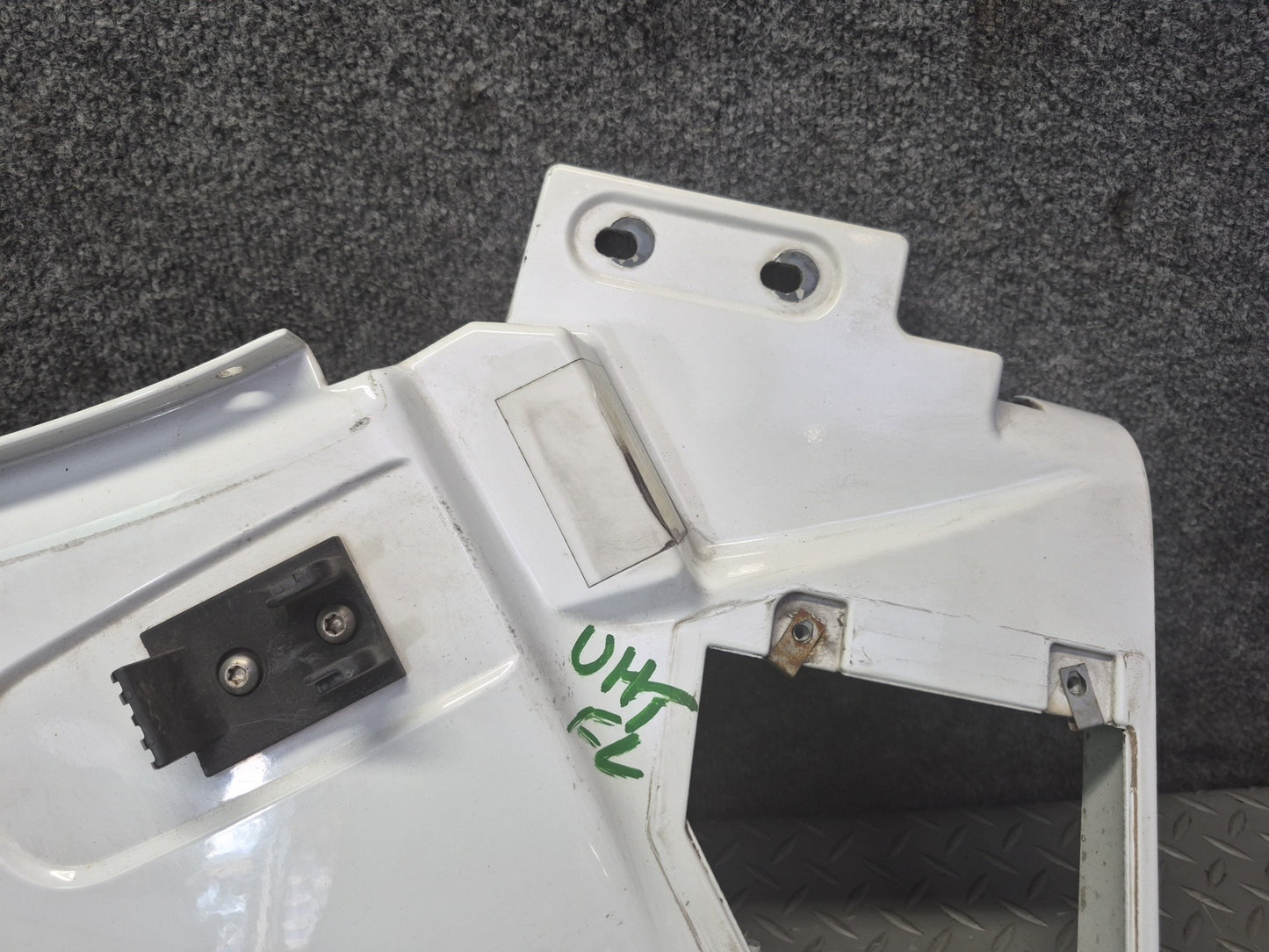 2003-2009 Hummer H2 Front Left Fender Shell Cover Panel Olympic White 15062999