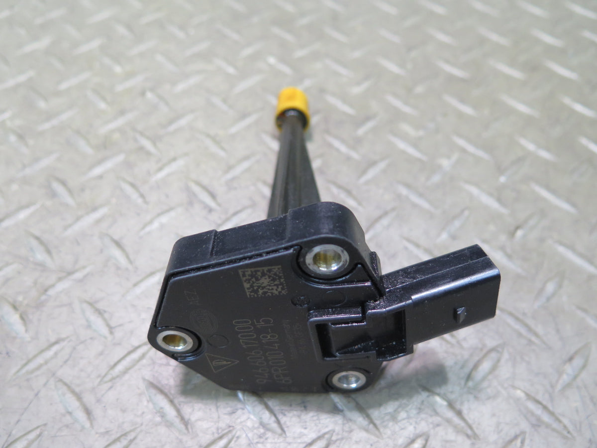 2014-2016 Porsche Panamera 970 3.0L Engine Oil Level Sensor 94660617000