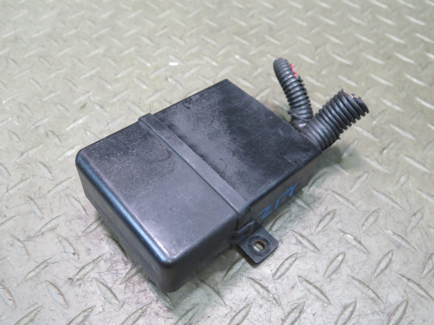 84-89 Nissan Z31 300ZX Fuse Fusible Link Box Module OEM