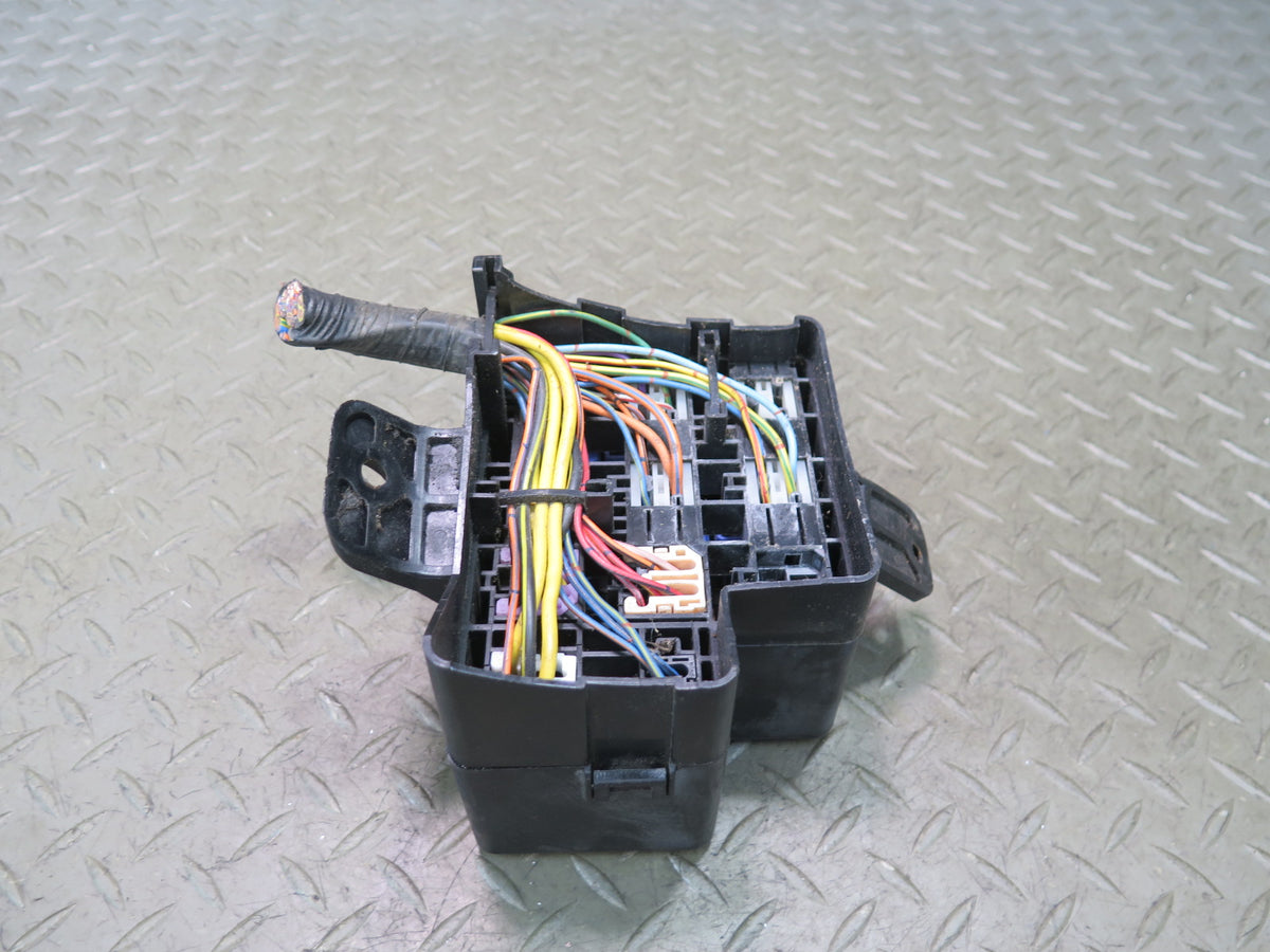 84-89 Nissan Z31 300ZX Engine Bay Small Fuse Relay Box Module OEM