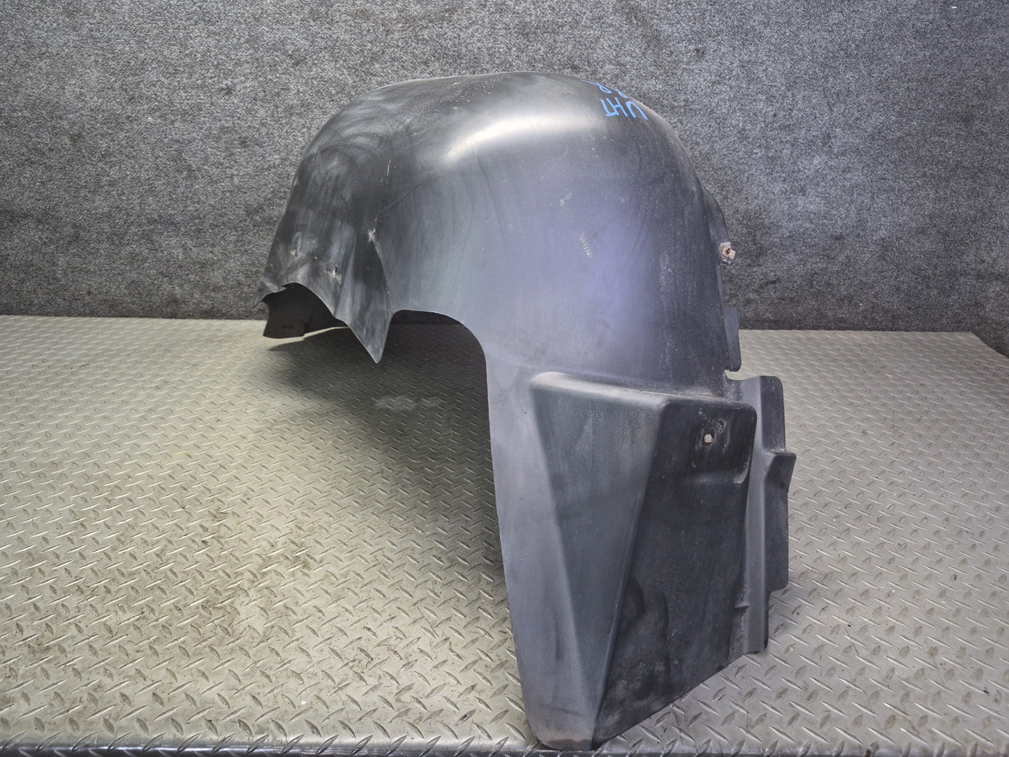 2003-2009 Hummer H2 Rear Right Wheel Fender Liner Splash Guard Shield 15111880