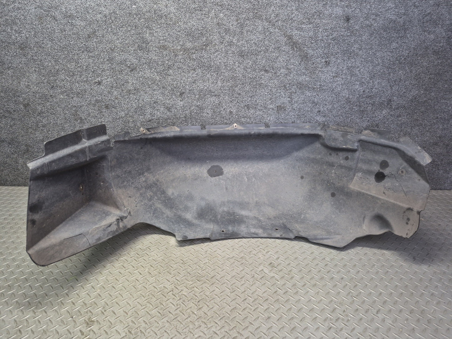 2003-2009 Hummer H2 Rear Right Wheel Fender Liner Splash Guard Shield 15111880