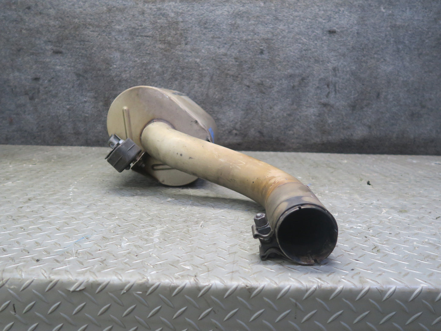 97-03 BMW E39 540i 4.4L M62 Sedan Rear Exhaust Muffler Dinan