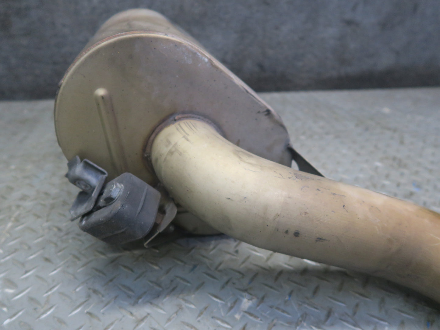97-03 BMW E39 540i 4.4L M62 Sedan Rear Exhaust Muffler Dinan