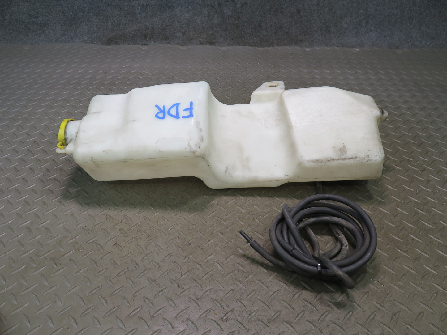 05-08 Dodge RAM 1500 DR Windshield Washer Fluid Reservoir Tank w Pump