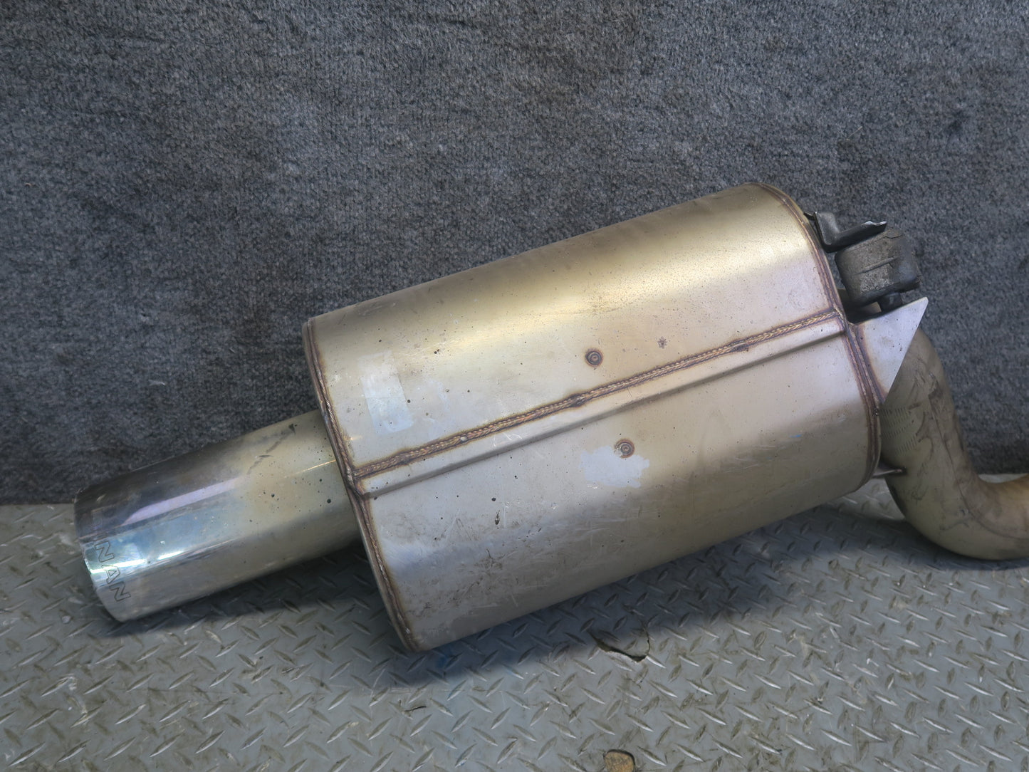 97-03 BMW E39 540i 4.4L M62 Sedan Rear Exhaust Muffler Dinan