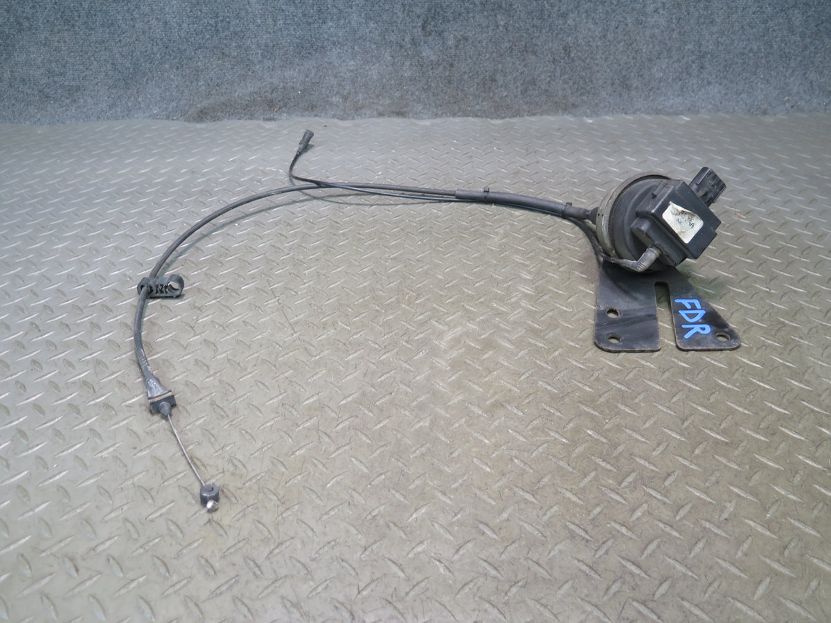 2005 Dodge RAM 1500 DR 2WD Cruise Control Actuator Motor w Cable