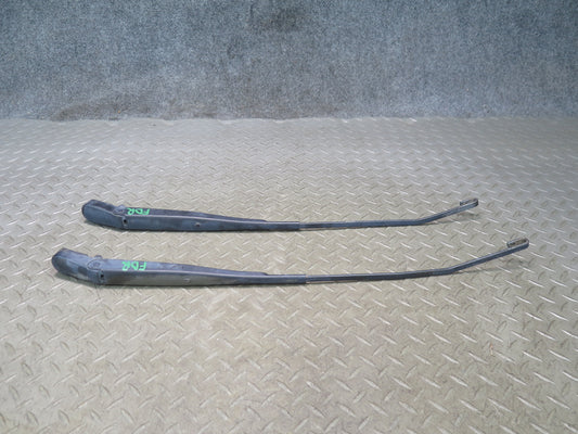 02-08 Dodge RAM 1500 DR Front Left & Right Windshield Wiper Arm Set of 2