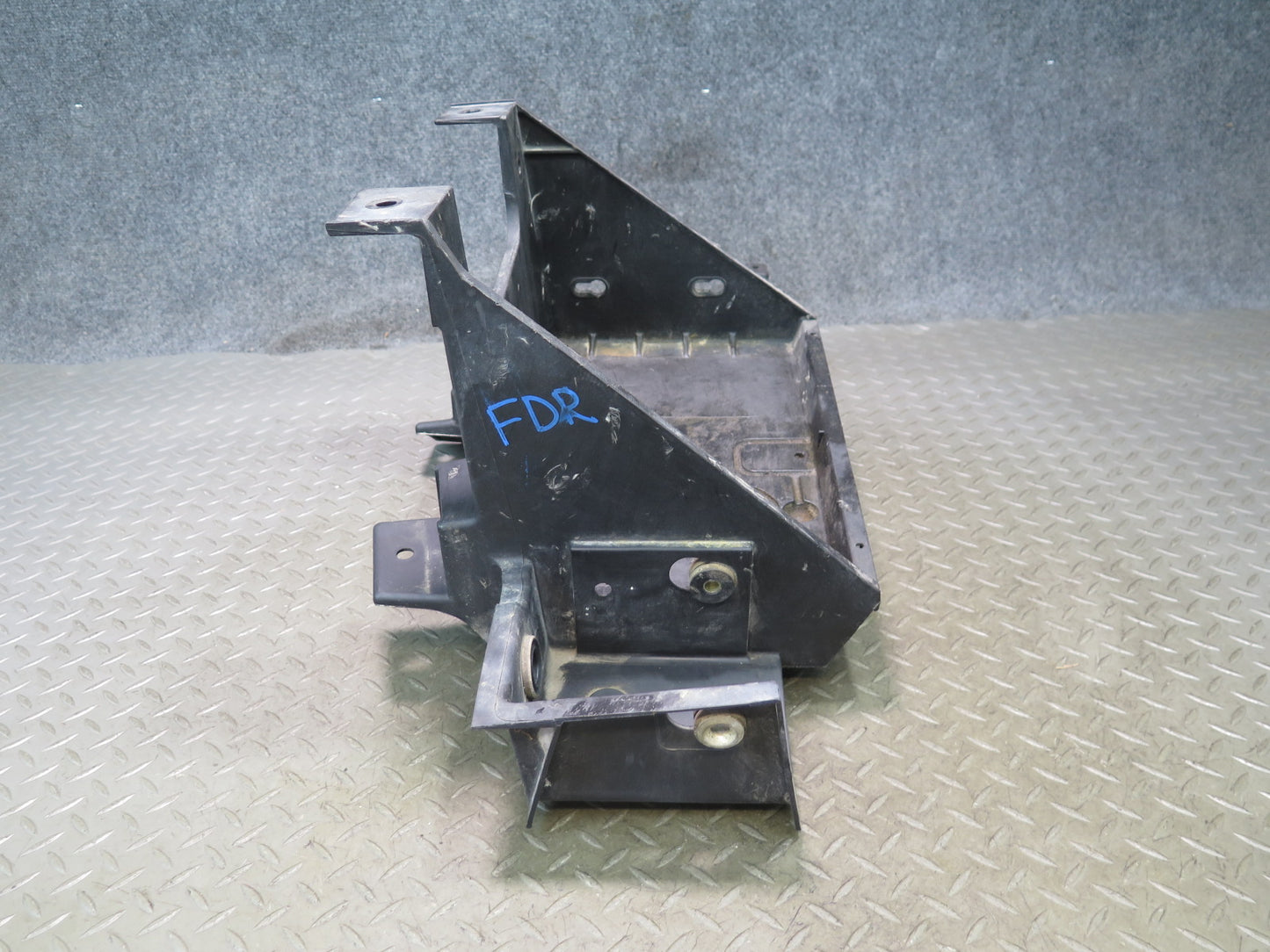 02-05 Dodge RAM 1500 DR Battery Tray Support Holder Bracket 55275831AC