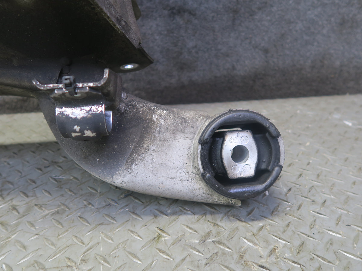 97-99 BMW E39 540i RWD Sedan Rear Crossmember Sub Frame Carrier OEM