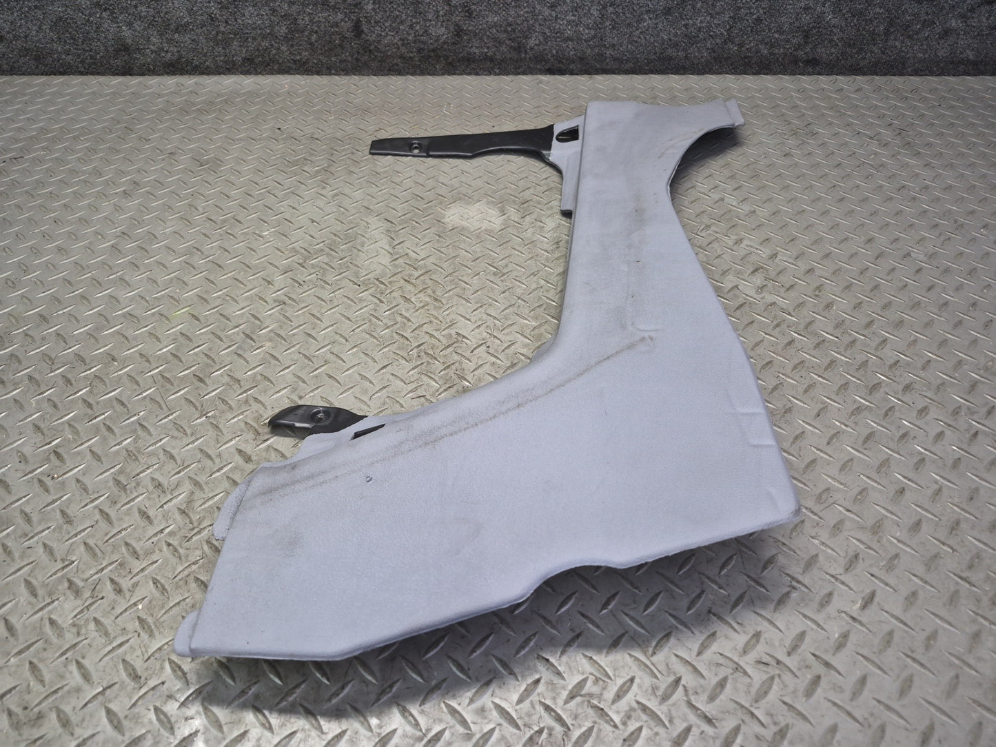 01-06 BMW E46 330ci Conv Set of 2 Rear Lower Quarter Trim Cover Panel Gray Dmgd