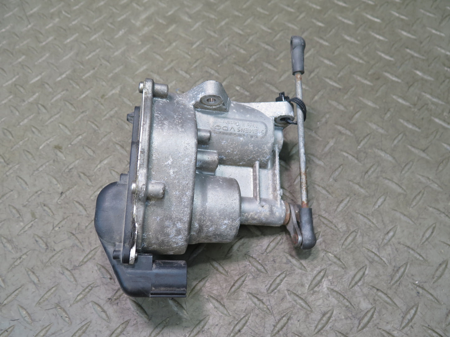 2006-2010 BMW E64 E63 M6 S85 V10 Engine Throttle Body Actuator 7834494