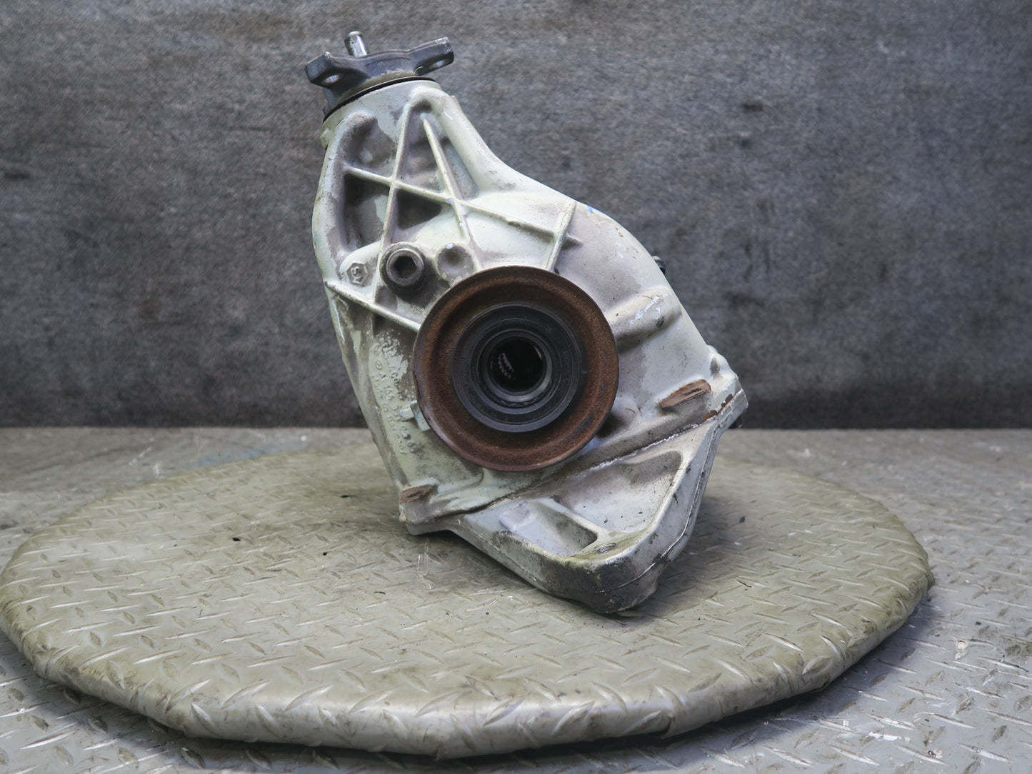 2012-2015 Mercedes W166 ML63 AMG AWD Rear Differential Carrier 3:47 Ratio