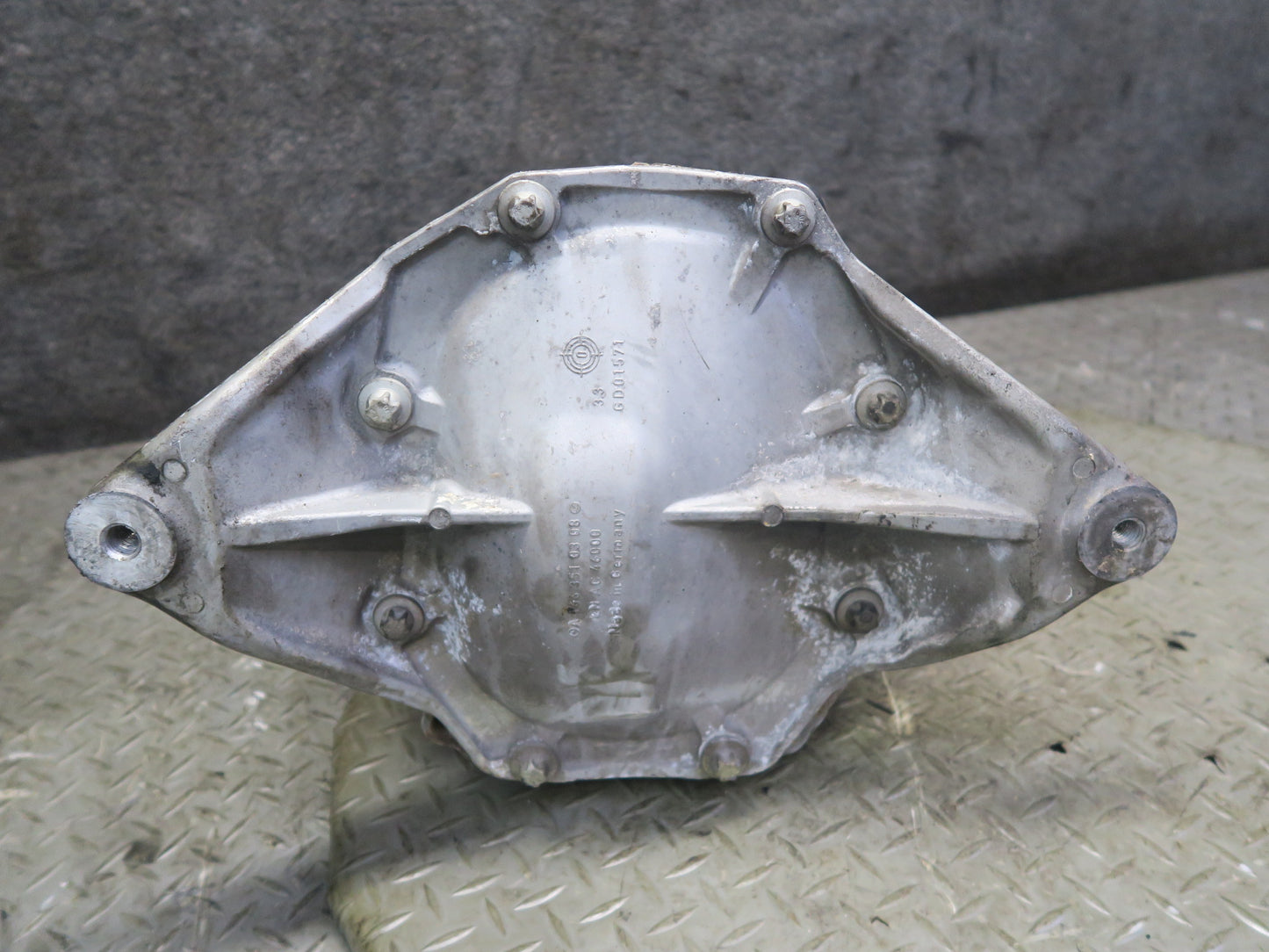 2012-2015 Mercedes W166 ML63 AMG AWD Rear Differential Carrier 3:47 Ratio