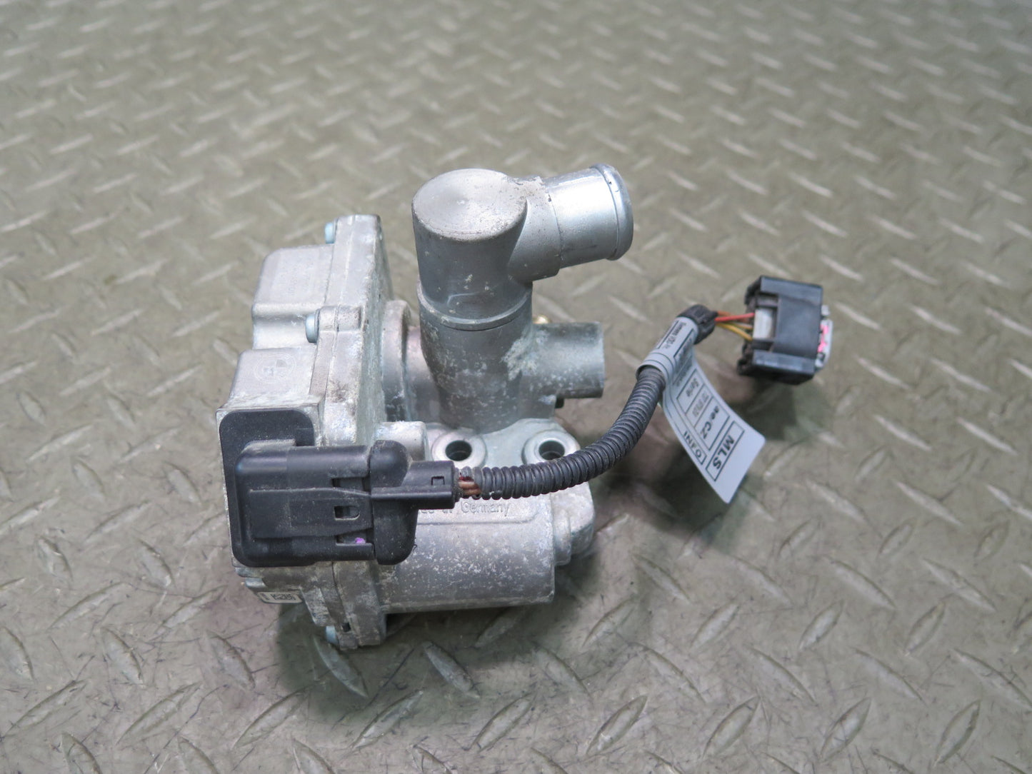 2006-2010 BMW E64 E63 M6 S85 V10 Engine Idle Actuator Control Valve ICV