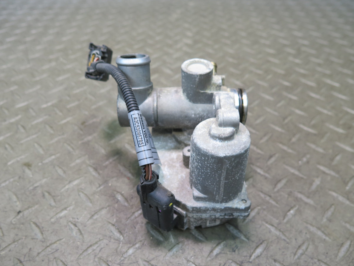 2006-2010 BMW E64 E63 M6 S85 V10 Engine Idle Actuator Control Valve ICV