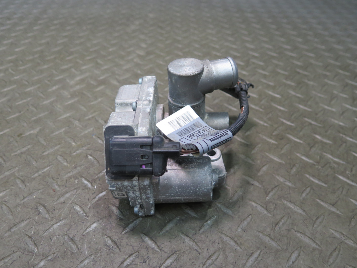 2006-2010 BMW E64 E63 M6 S85 V10 Engine Idle Actuator Control Valve ICV