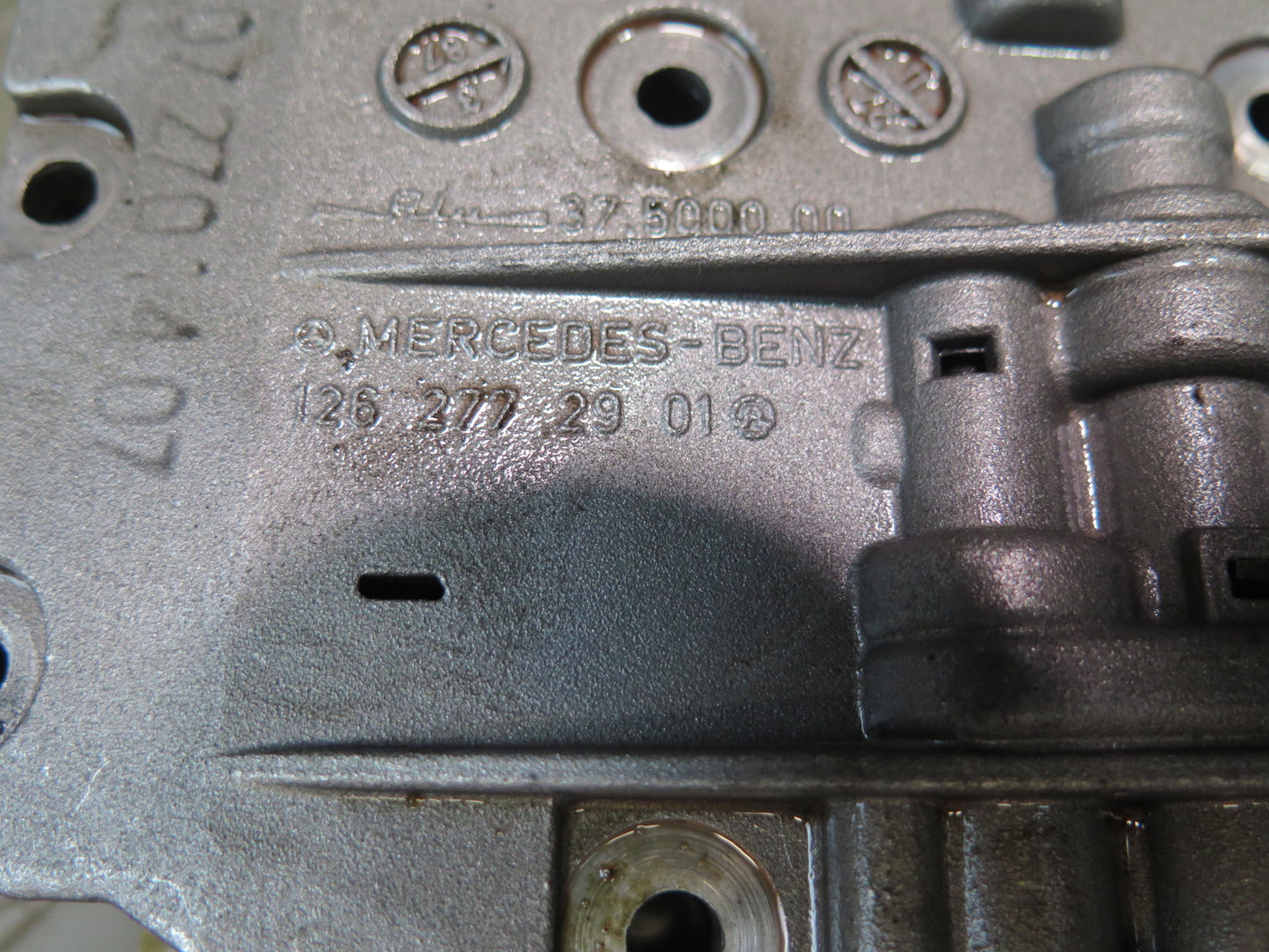 86-88 Mercedes W126 560SEL 722.323 A/T Transmission Valve Body Mechatronic OEM