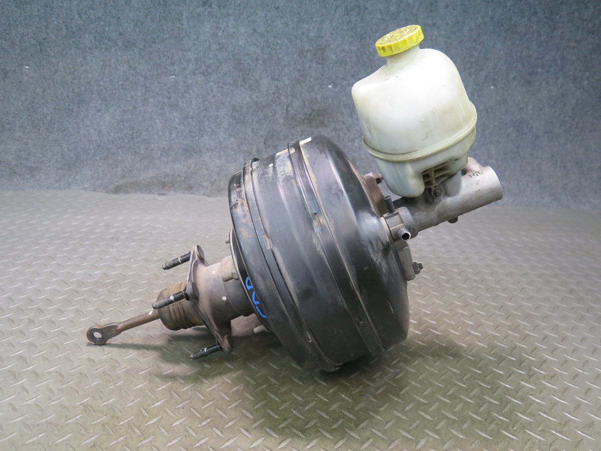 2005 Dodge RAM 1500 DR Brake Master Cylinder Booster Fluid Reservoir Tank