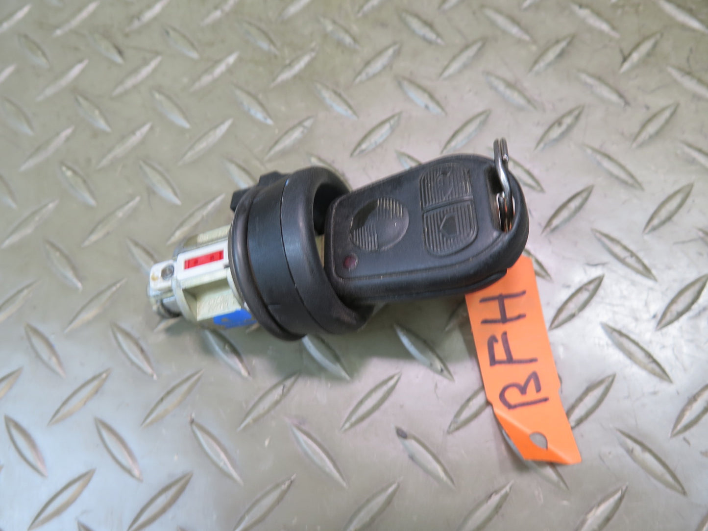 1998 BMW E39 540i M62 Sedan MT ECU Speedo Immo Ignition Trunk Door Lock KEY Set