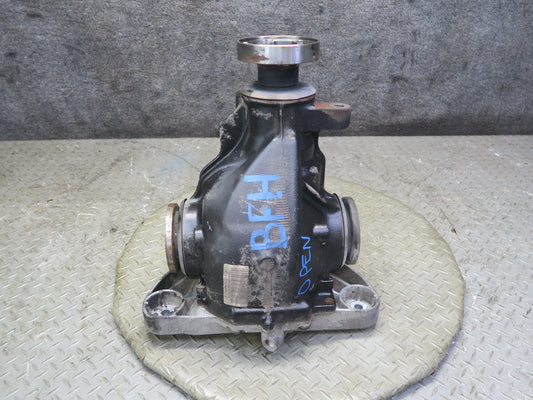 97-03 BMW E39 540i M62 M/T Rear Differential Carrier 2.81 Ratio 1428520 OEM