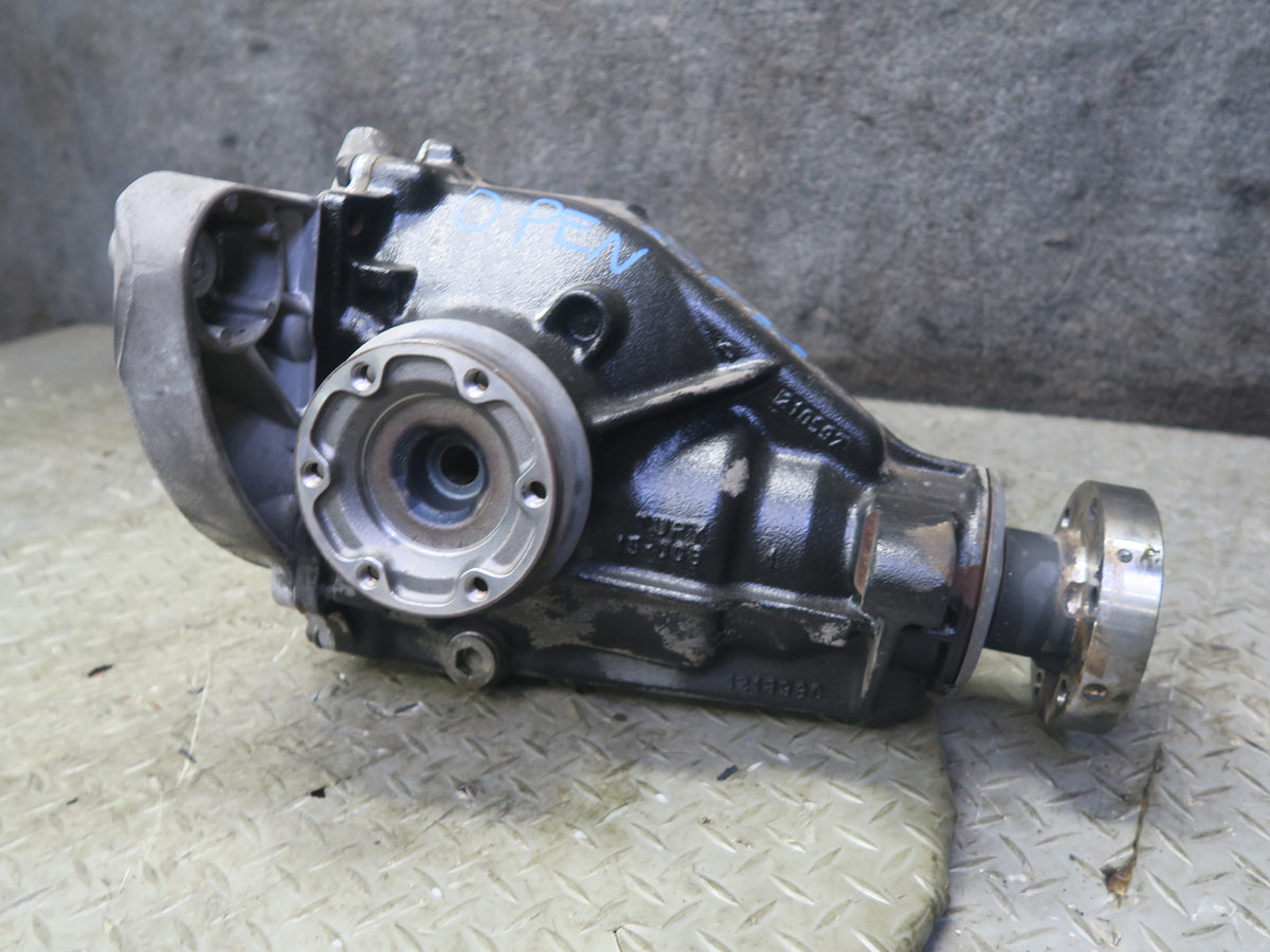 97-03 BMW E39 540i M62 M/T Rear Differential Carrier 2.81 Ratio 1428520 OEM