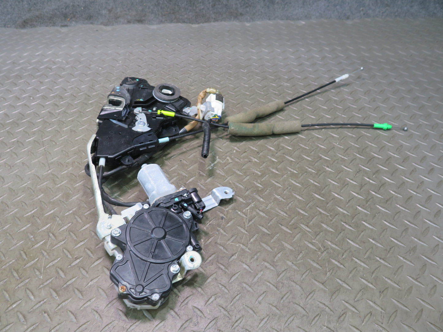 10-16 Lexus UVF46L LS600h Front Left Door Lock Latch Actuator w Soft Close OEM