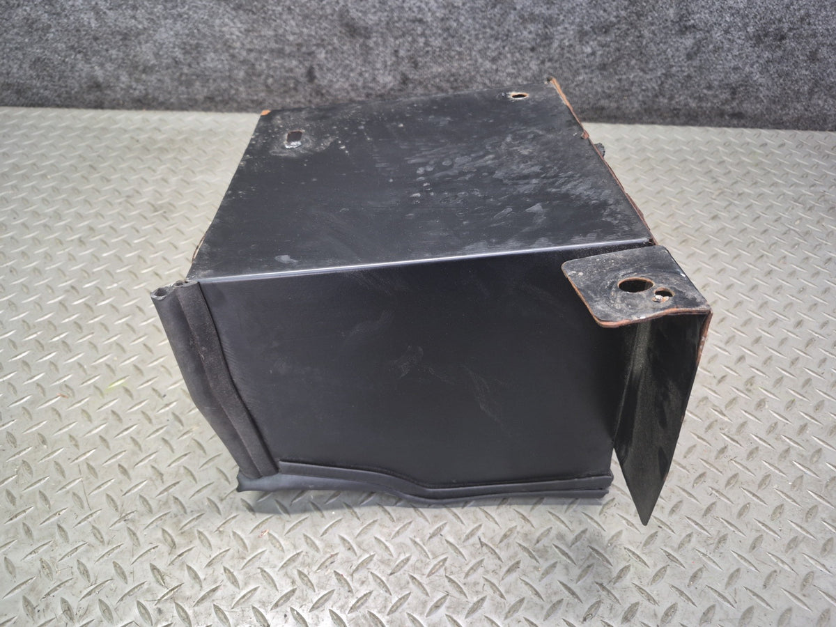 2003-2007 Hummer H2 Cold Air Intake Filter Housing