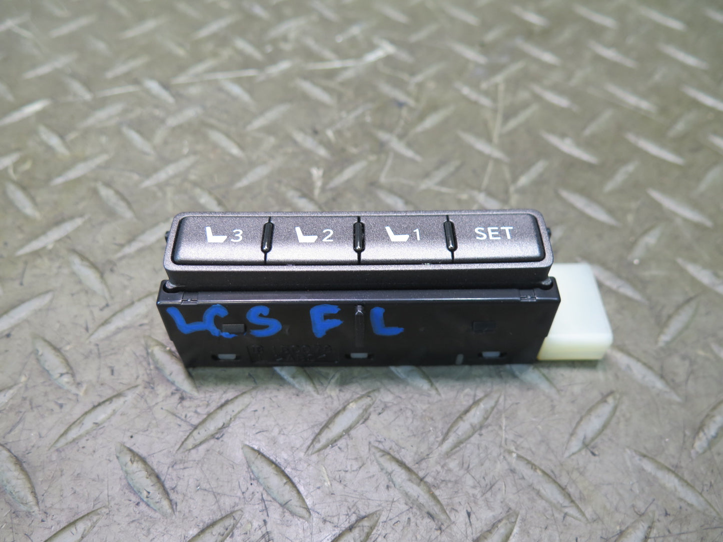 08-12 Lexus UVF46L LS600h Front Left Seat Adjust Control Memory Switch OEM