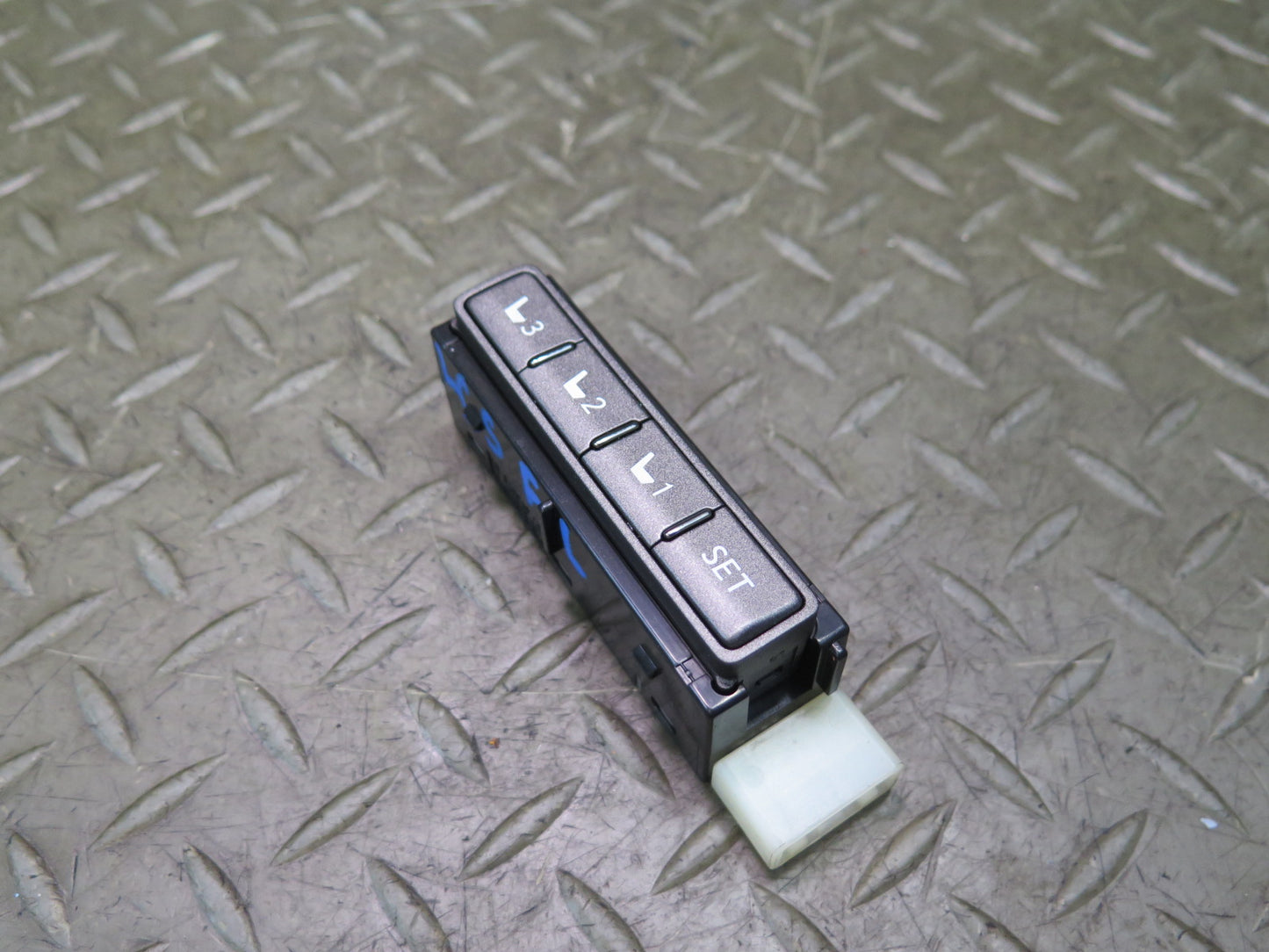 08-12 Lexus UVF46L LS600h Front Left Seat Adjust Control Memory Switch OEM