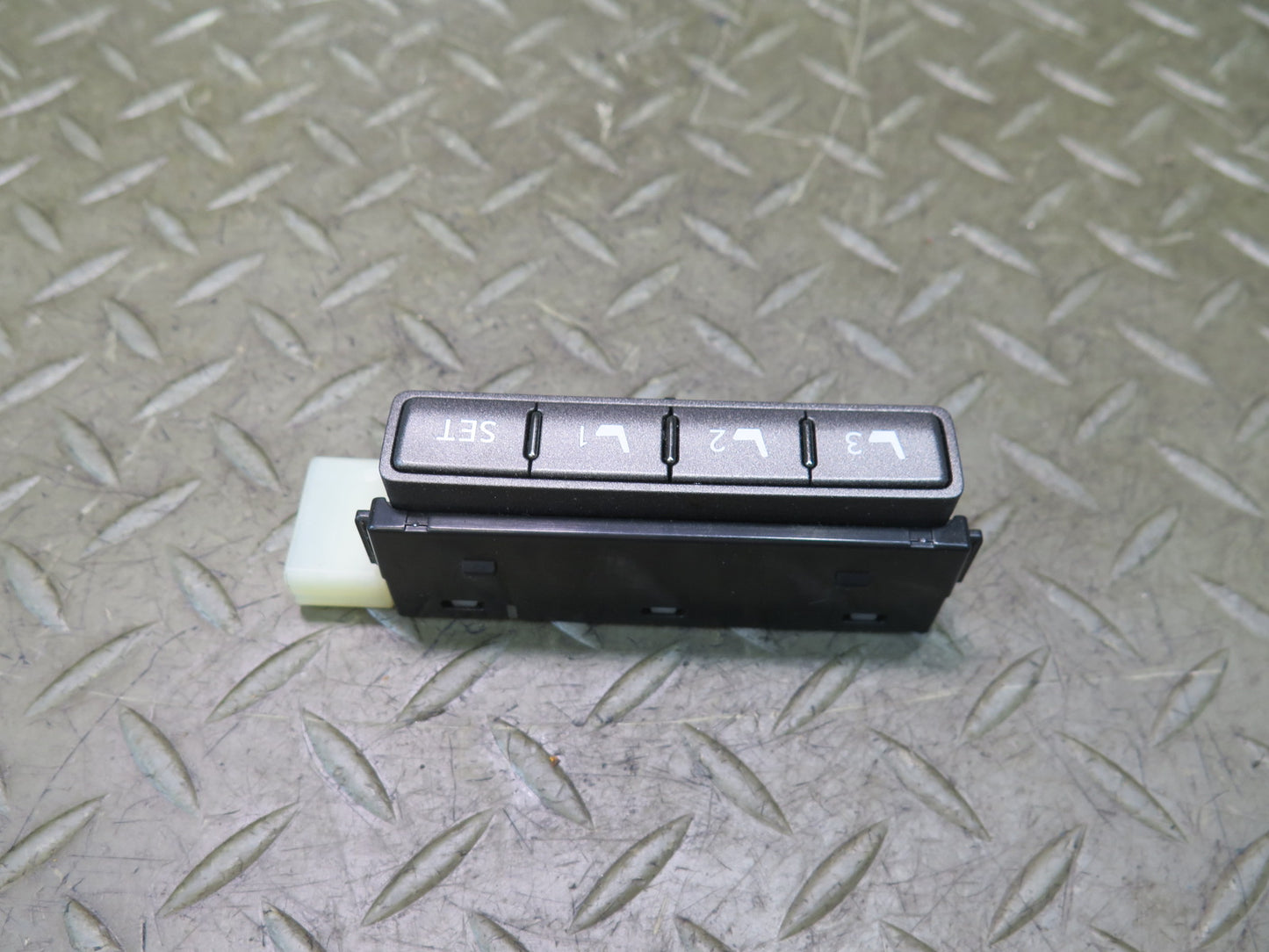 08-12 Lexus UVF46L LS600h Front Left Seat Adjust Control Memory Switch OEM