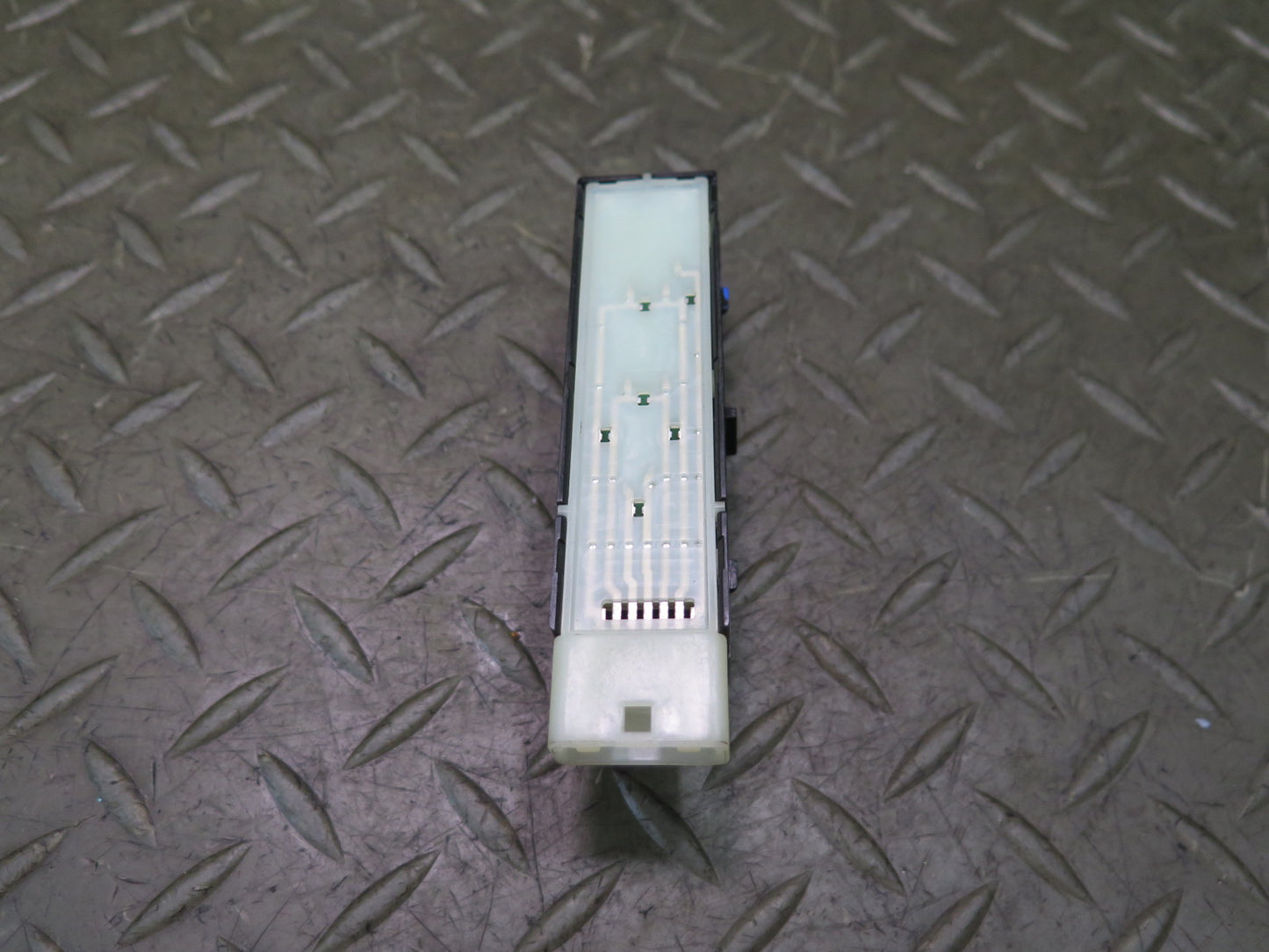 08-12 Lexus UVF46L LS600h Front Left Seat Adjust Control Memory Switch OEM