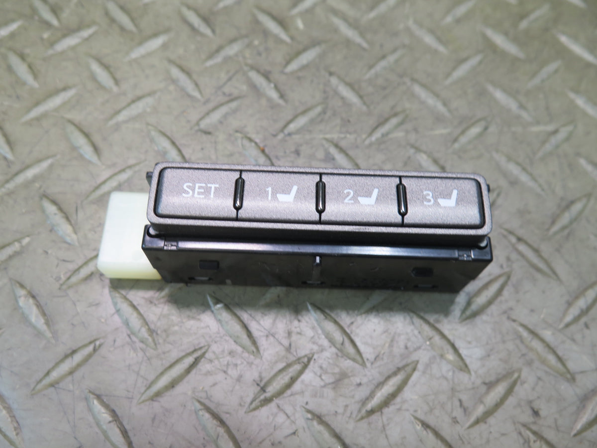 08-12 Lexus UVF46L LS600h Front Right Seat Adjust Control Memory Switch OEM