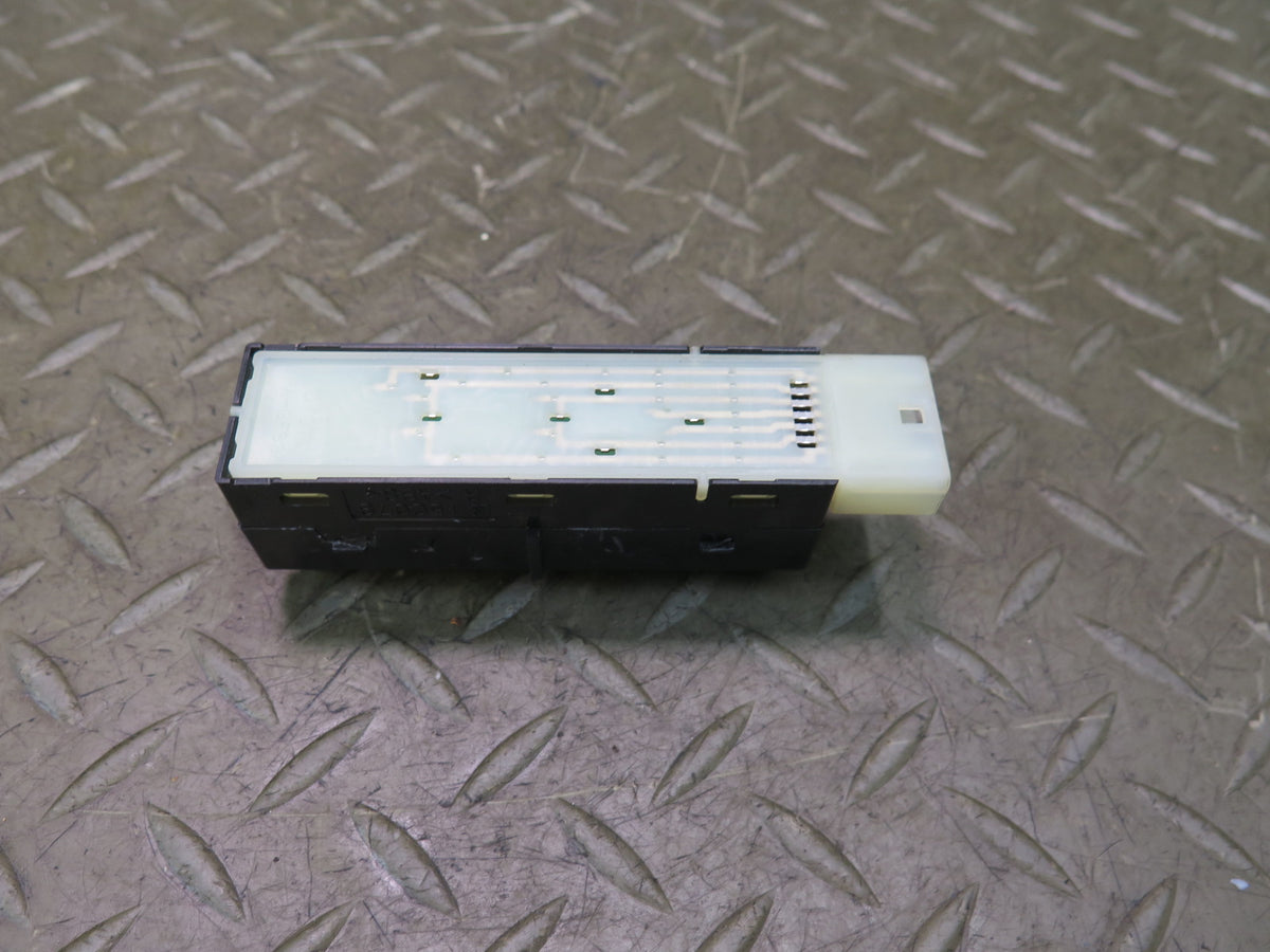 08-12 Lexus UVF46L LS600h Front Right Seat Adjust Control Memory Switch OEM