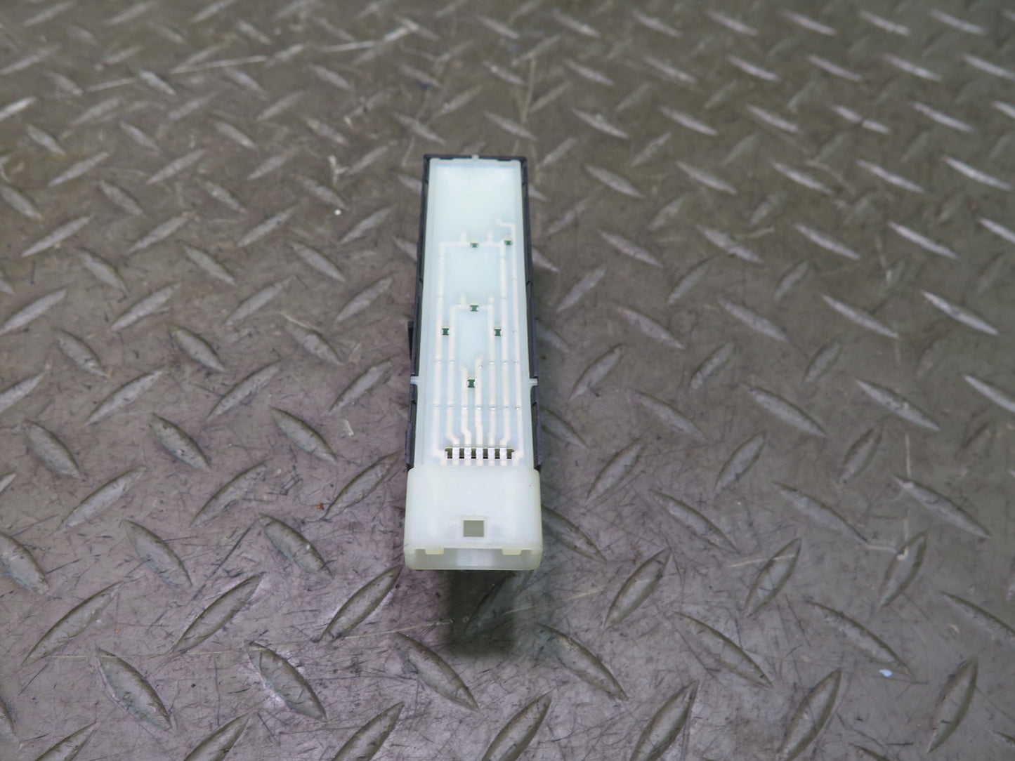 08-12 Lexus UVF46L LS600h Front Right Seat Adjust Control Memory Switch OEM
