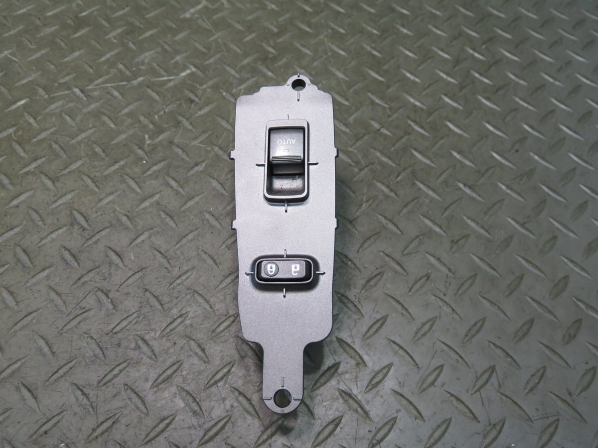 08-12 Lexus UVF46L LS600h Front Right Door Power Winow Switch 74233-50050 OEM