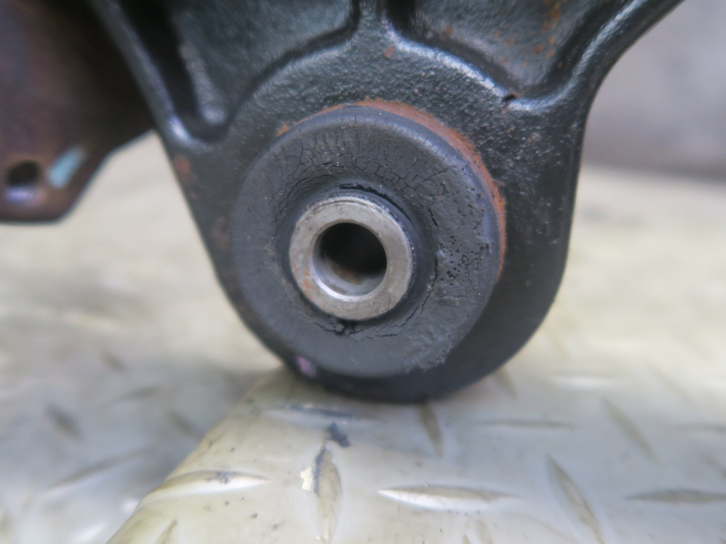 2003-2007 Hummer H2 4WD 4x4 Front Differential Carrier 4.10 Ratio