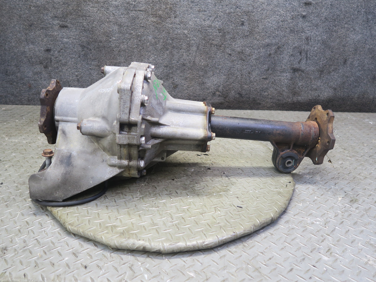 2003-2007 Hummer H2 4WD 4x4 Front Differential Carrier 4.10 Ratio