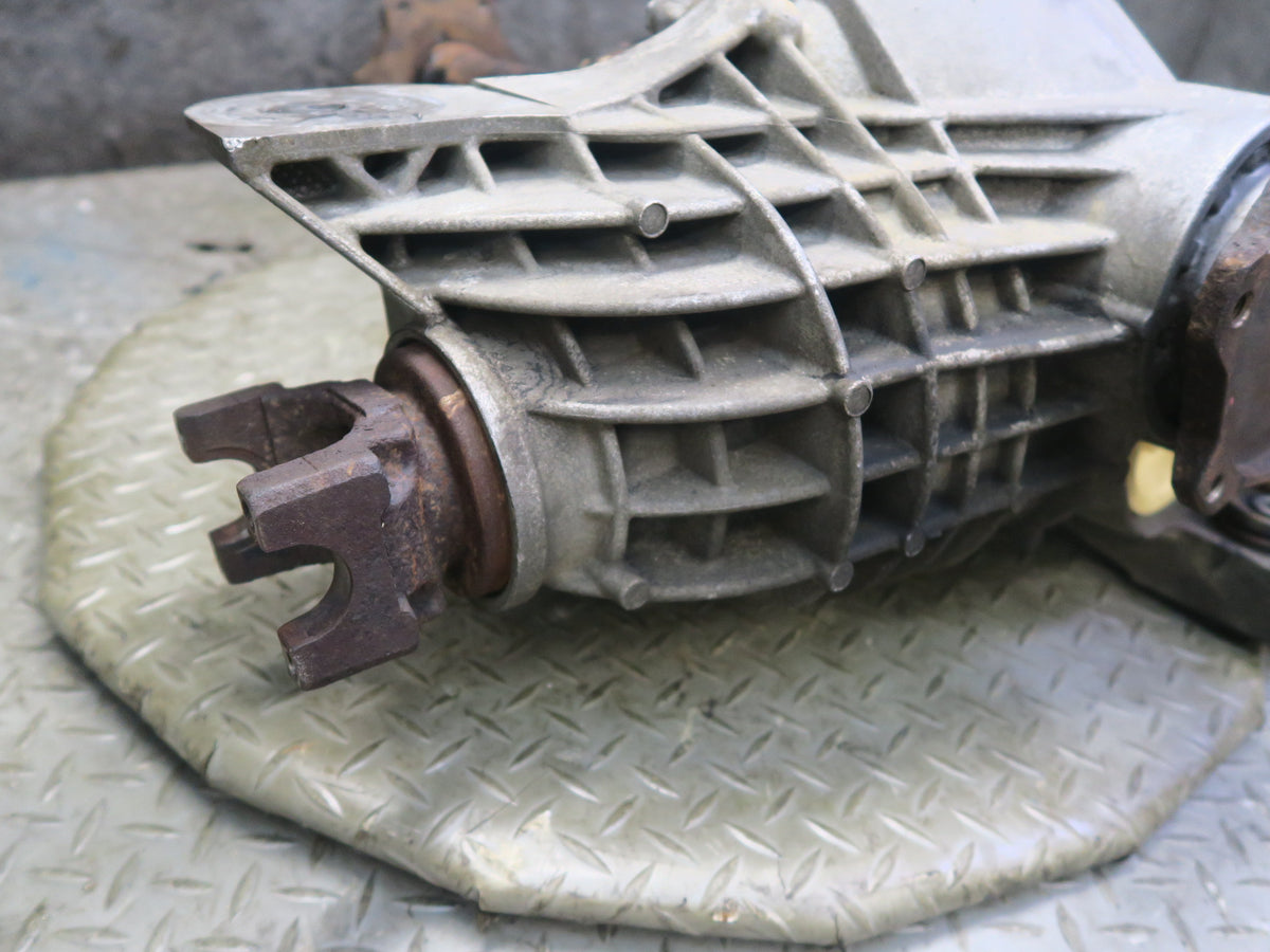2003-2007 Hummer H2 4WD 4x4 Front Differential Carrier 4.10 Ratio