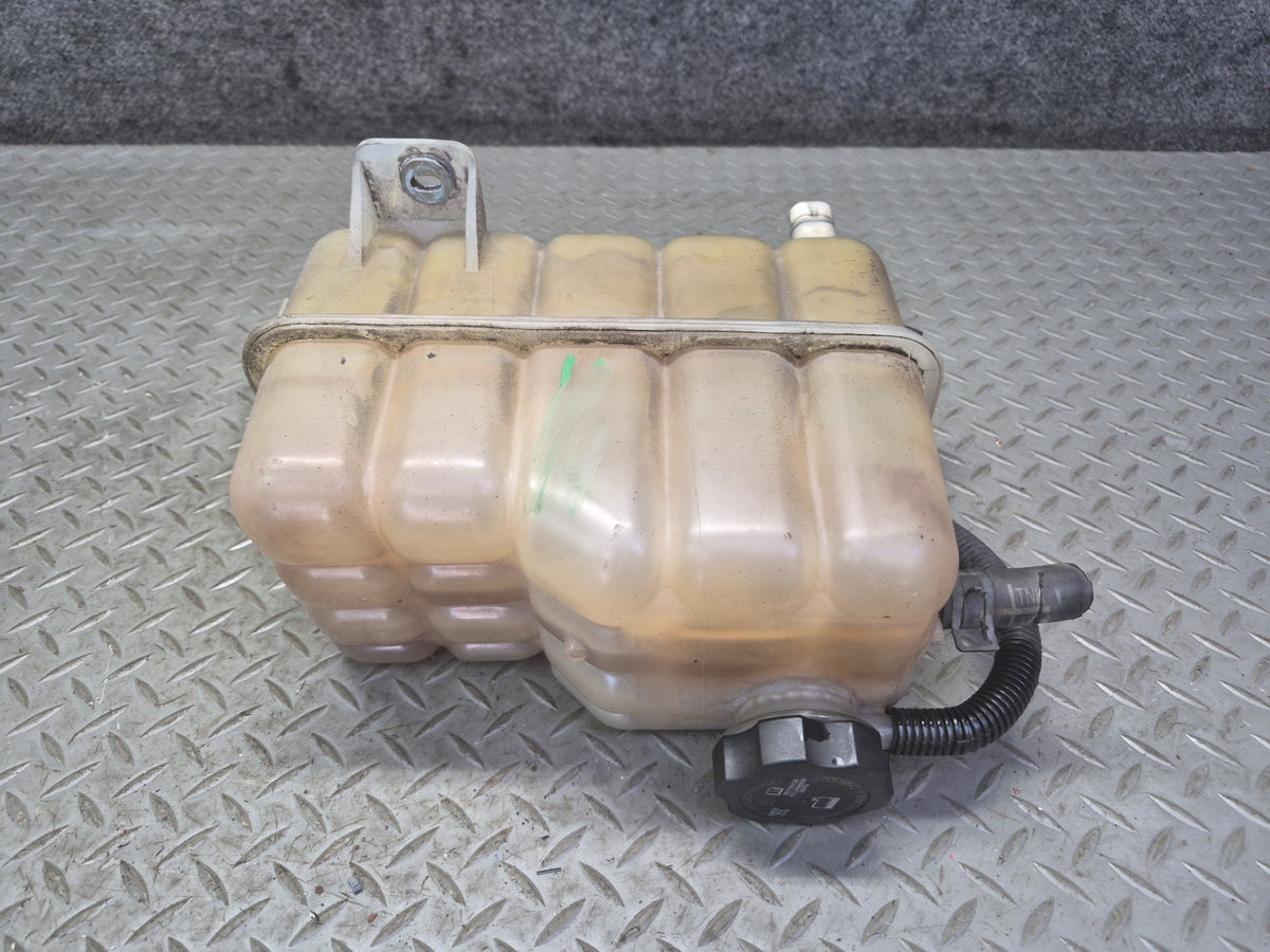2003-2007 Hummer H2 Engine Coolant Expansion Overflow Reservoir Tank
